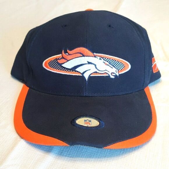 Vintage Denver Broncos Hat - Picture 1 of 9